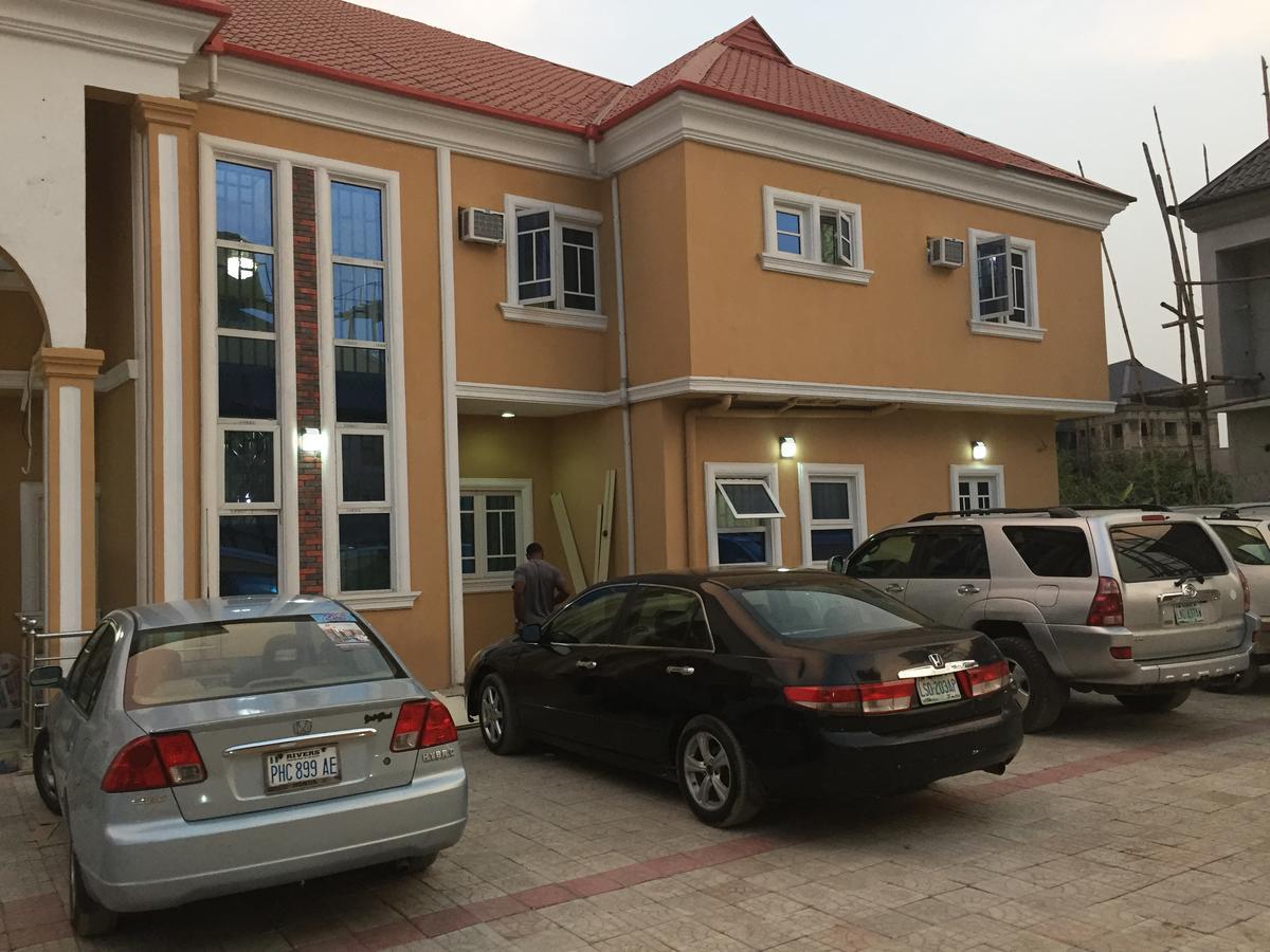 Buggatti Hotel And Suit Port Harcourt Eksteriør billede